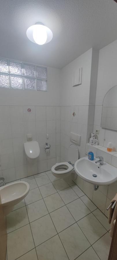 Ferienwohnung Zwischen Rhein Und Schwarzwald Bischweier Exteriör bild
